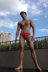 kla-muscular-asian-male-masage-therapist-bangkok-05