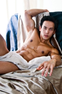 pat-asian-muscular-male-massage-escort-08
