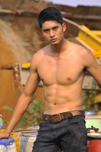 pon-thai-escort-massage-boy-bangkok-02