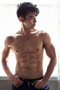 ek-straight-thai-male-masseur-for-women-bangkok-04