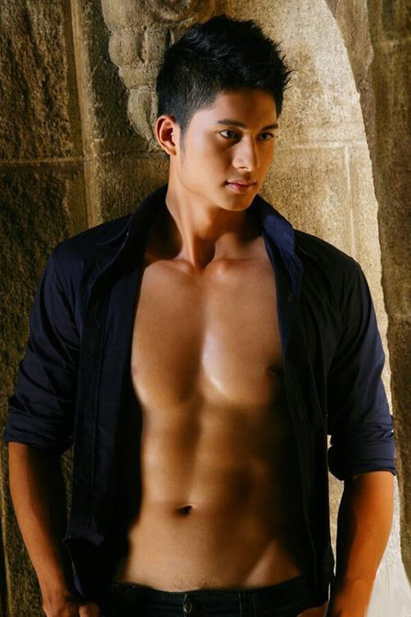 Young Thai Male Escort and Massage Boy in Bangkok.